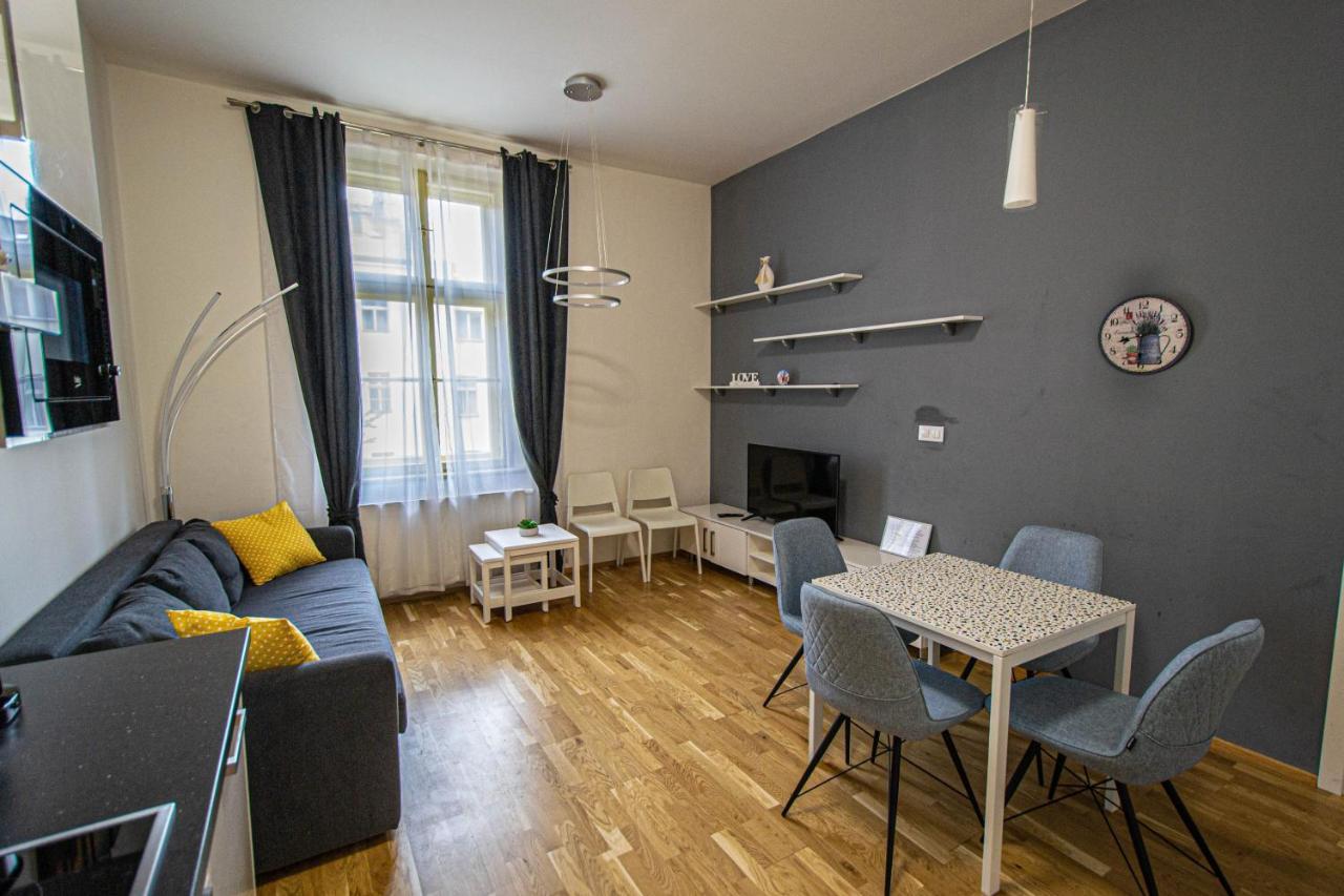 Stylish Apartment In Prague Best Gastronomic Area エクステリア 写真
