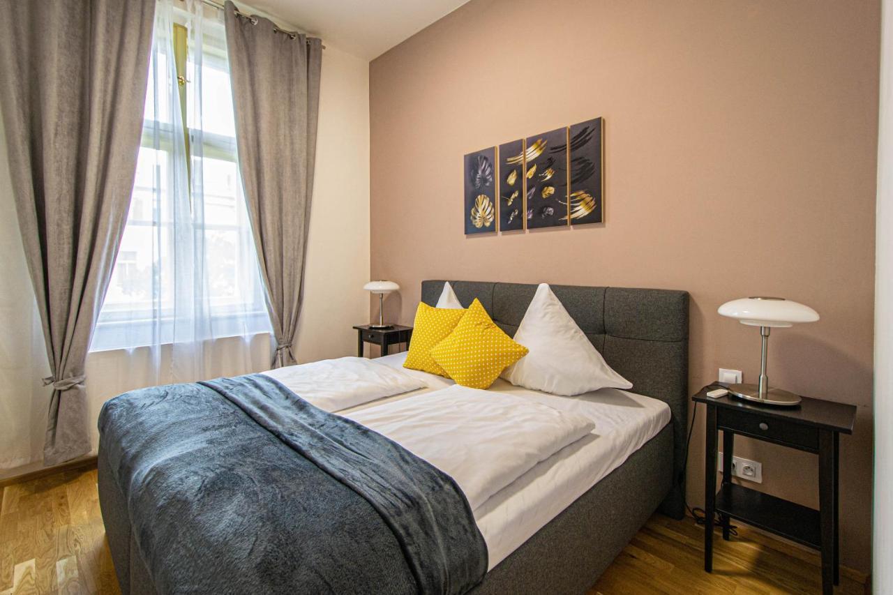 Stylish Apartment In Prague Best Gastronomic Area エクステリア 写真