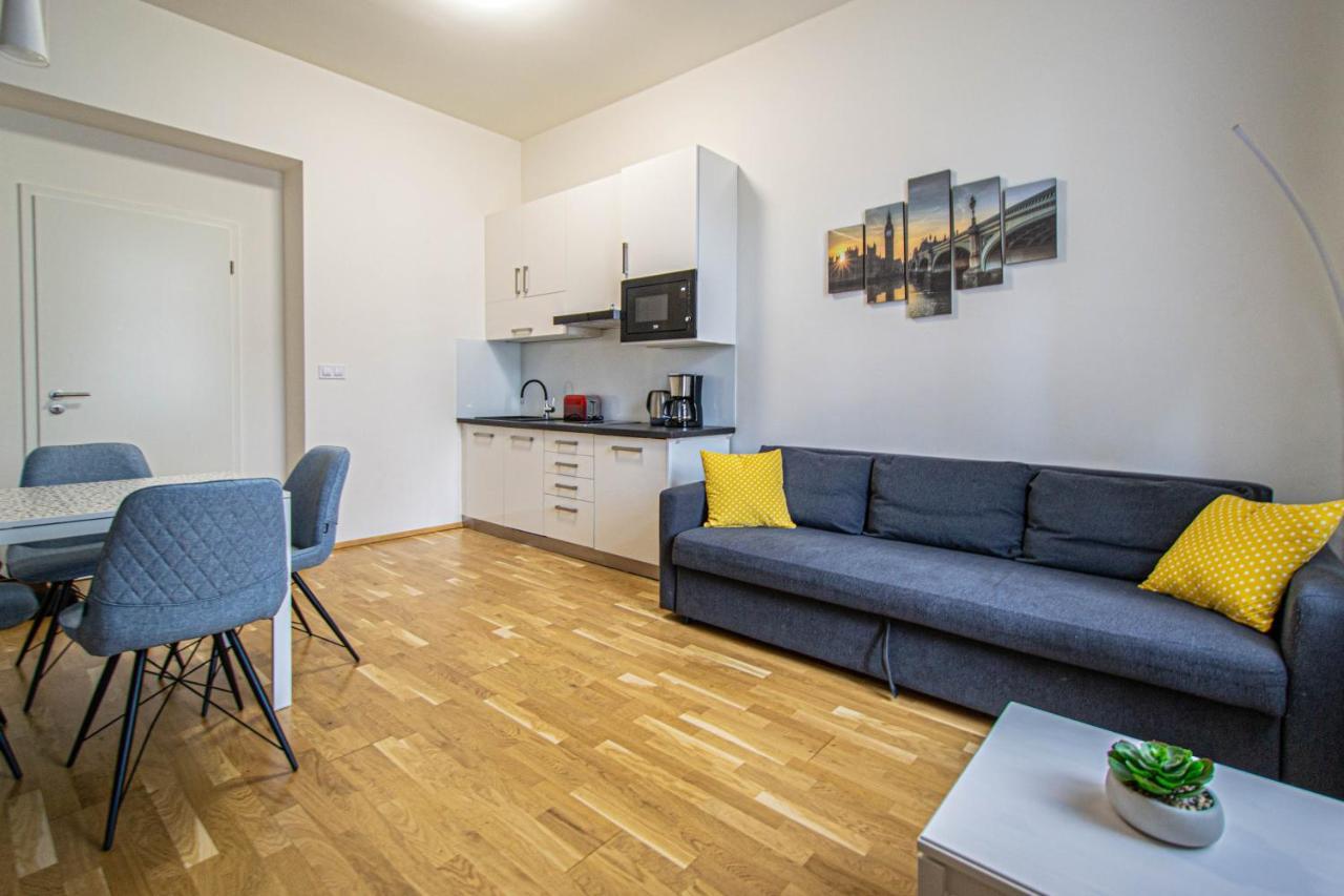Stylish Apartment In Prague Best Gastronomic Area エクステリア 写真